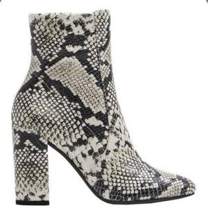 NWOT ALDO Aurella Snakeskin Booties